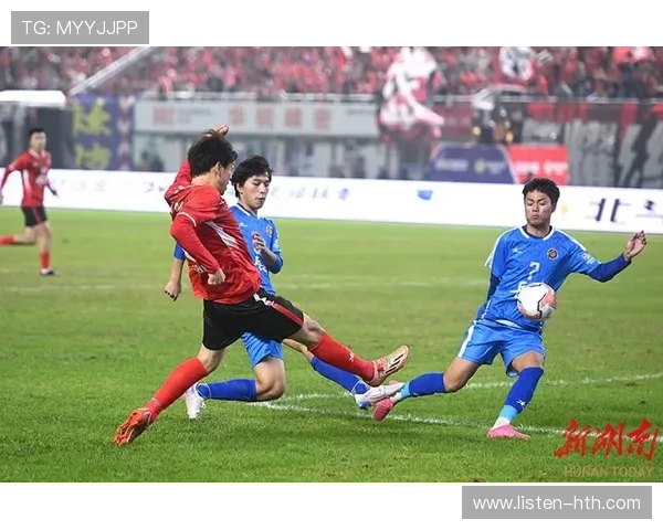 湘超焦点对决精彩瞬间回顾球员拼抢与进球集锦